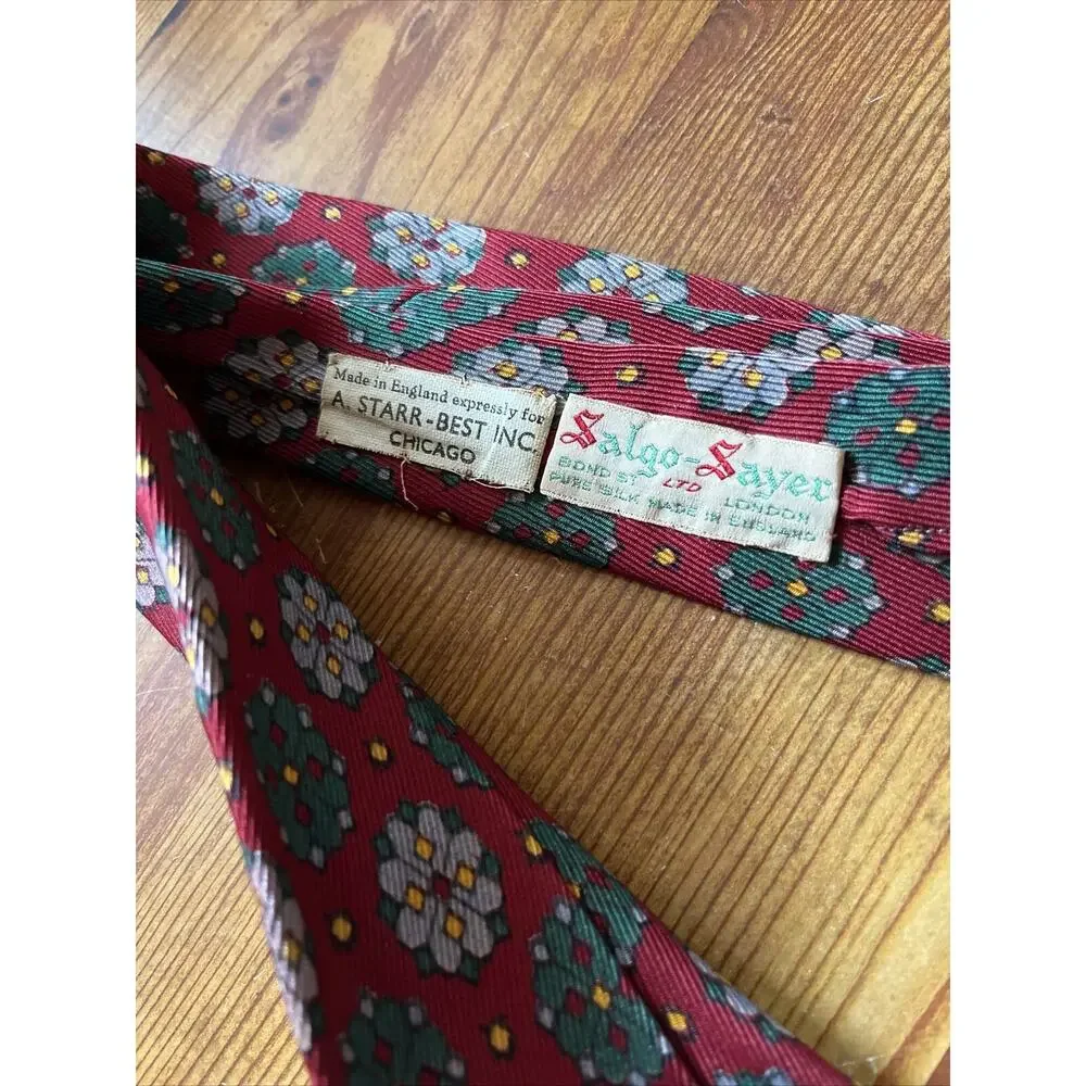 Salgo-Sayer vintage men’s red floral silk necktie